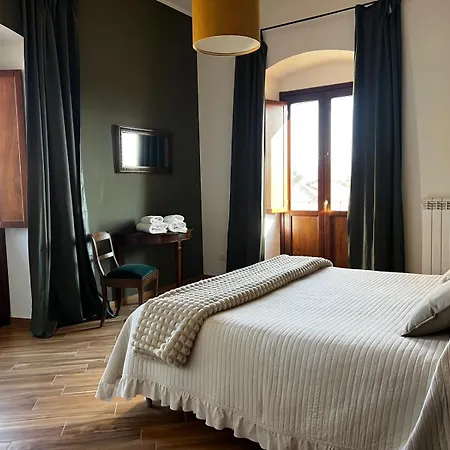 Apartment Antica Dimora San Crisante - Centro Storico L'Aquila