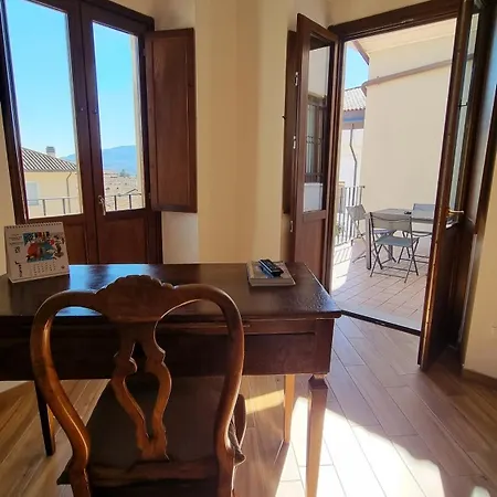 Antica Dimora San Crisante - Centro Storico Apartment L'Aquila